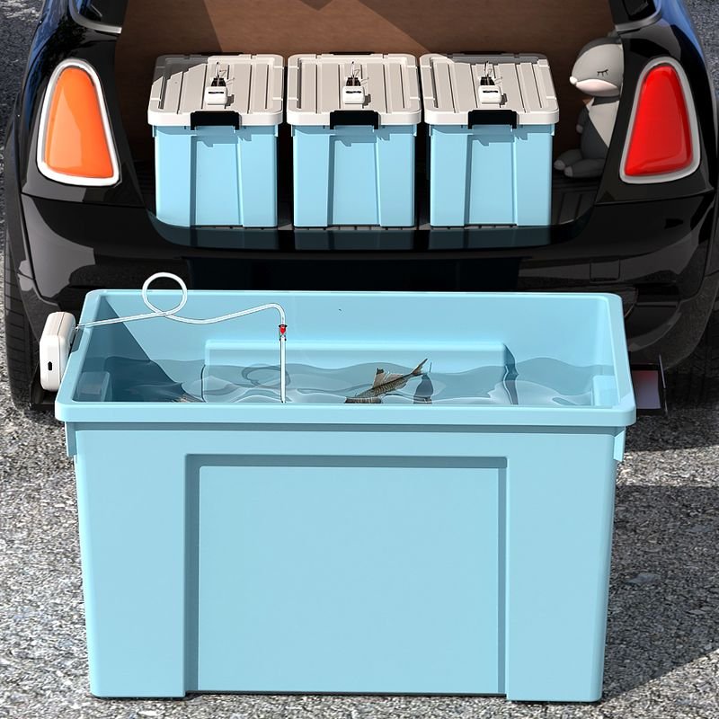 Out-of-door fishing tank trunks with a thick, high-capacity fishing tank with a plastic tank with an oxygen-added fish tank